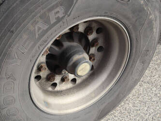 2002-floor-flo-12-20k1-1448903-46891714