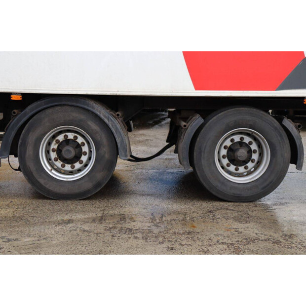 2002 HTF HZO32-46891751