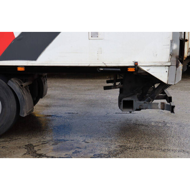 2002 HTF HZO32-46891757