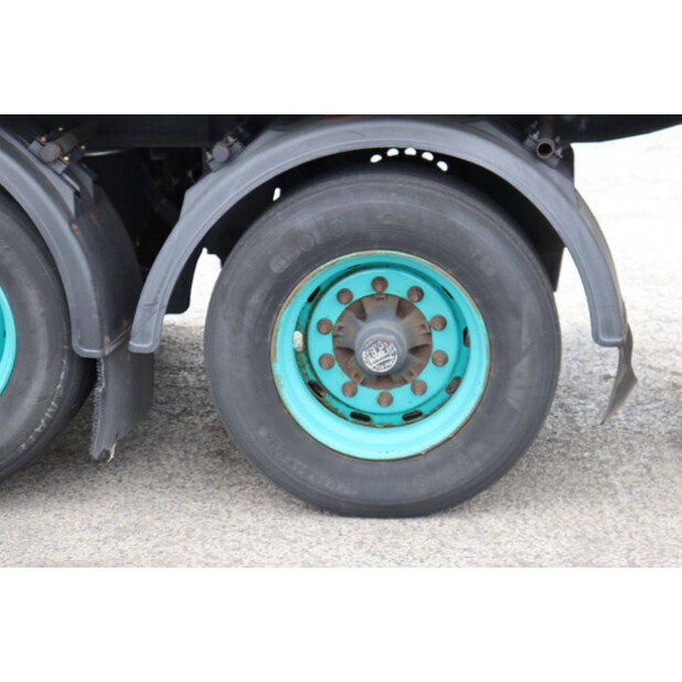 2011 Jumbo D0270SE-46892318