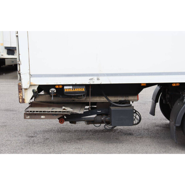 2011 Jumbo D0270SE-46892328