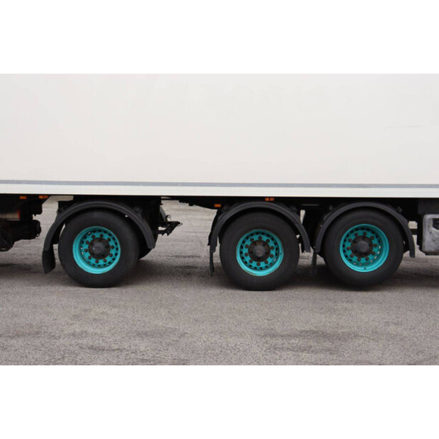 2011 Jumbo D0270SE-46892332