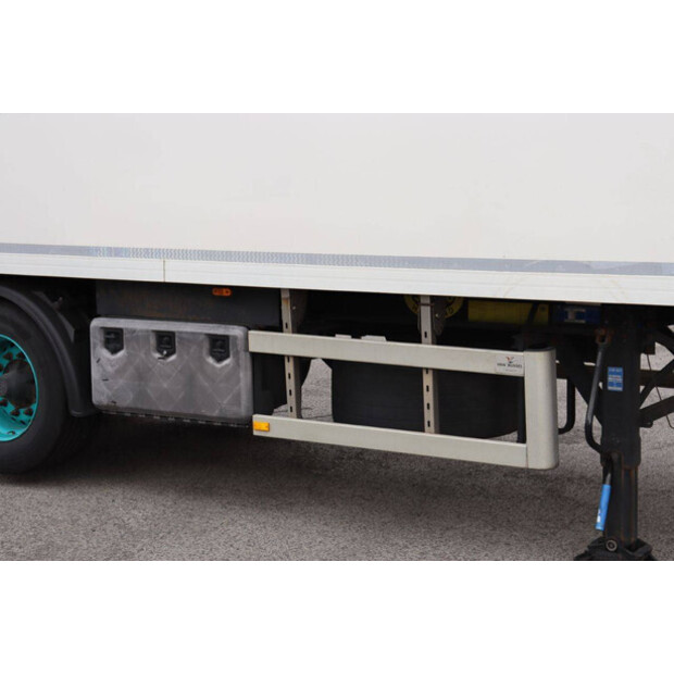 2011 Jumbo D0270SE-46892335