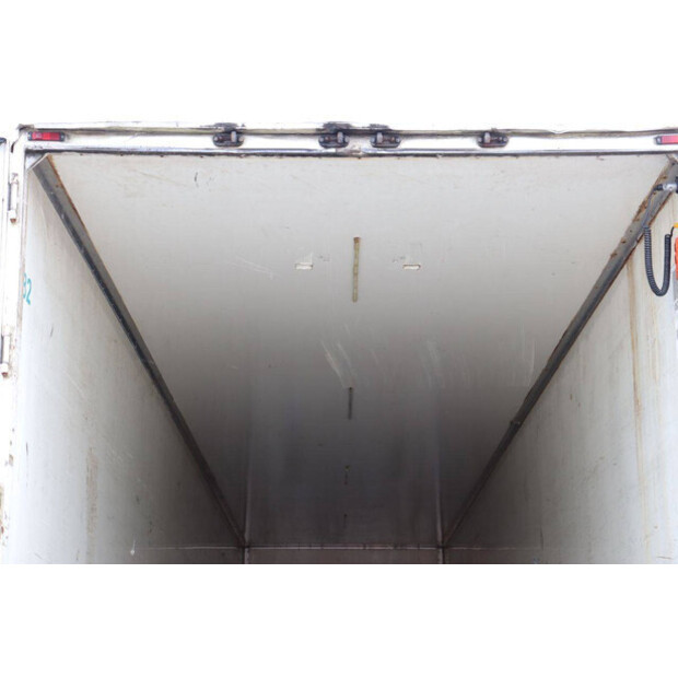 2011 Jumbo D0270SE-46892342