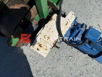 other-1448952-46898561