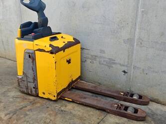 Image for Electric Pallet Truck 2021 Jungheinrich ERE 125