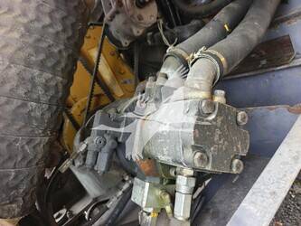 2011-atlas-copco-roc-d7-823732-46900745