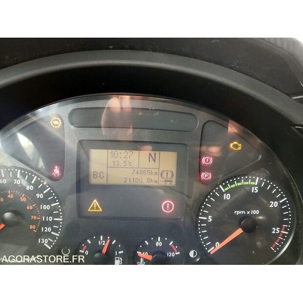 2013 Iveco 260T45-46906155