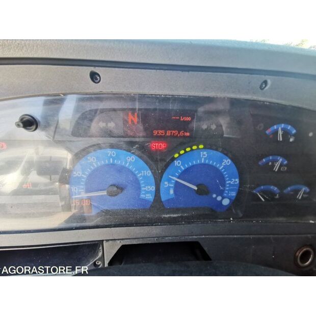 2004 Renault PREMIUM-46906303