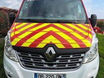 2015-renault-master-1448996-46906409