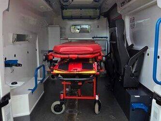 2015-renault-master-1448996-46906412