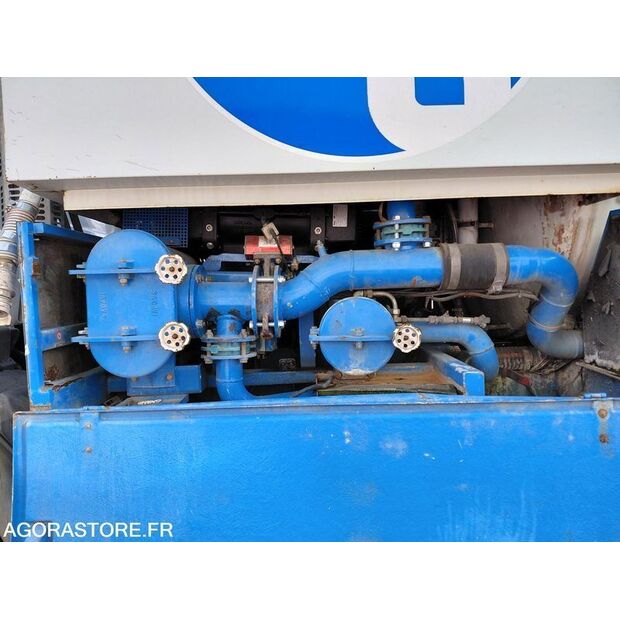 2001 رينو Kerax-46906442