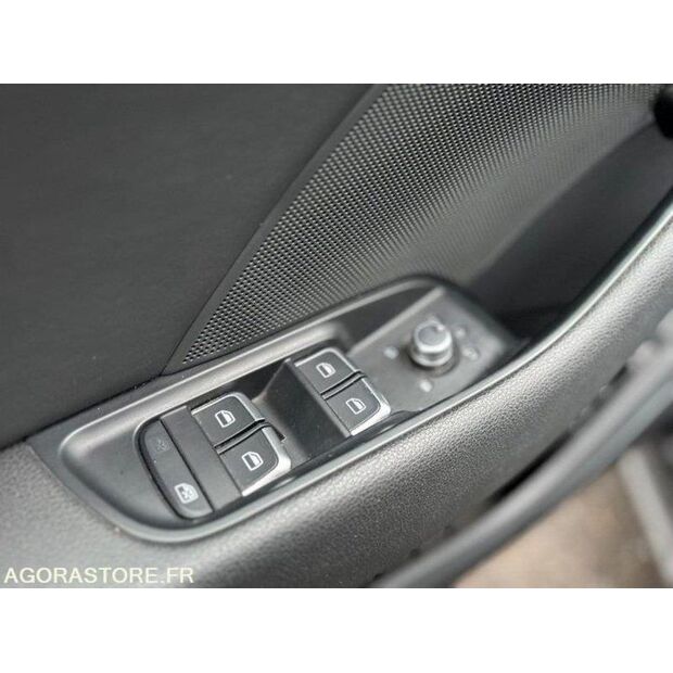 2016 Audi A3-46906831