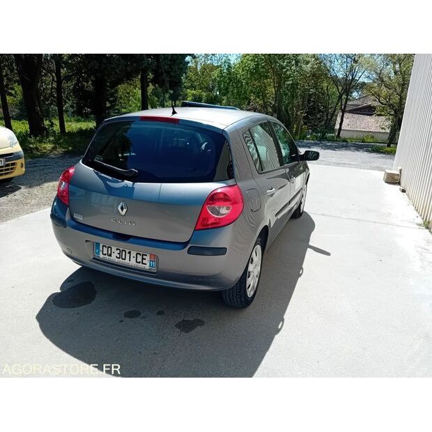 2009 رينو Clio-46907065