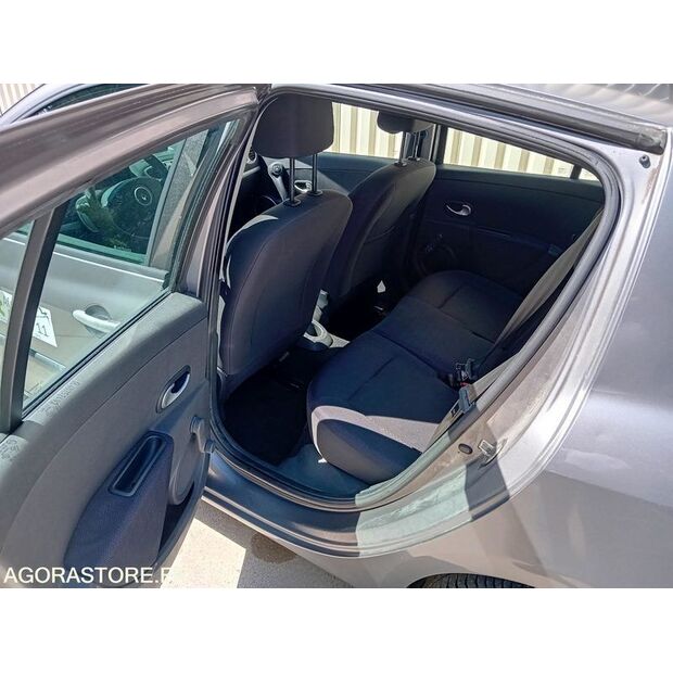 2009 رينو Clio-46907070