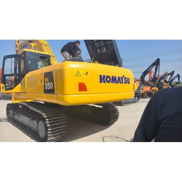 2023 كوماتسو PC350-46908244