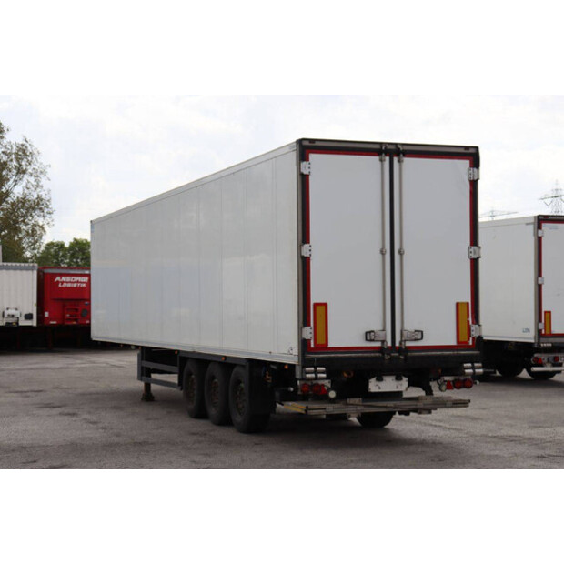 2018 Schmitz Cargobull SCB*S3B-46908552