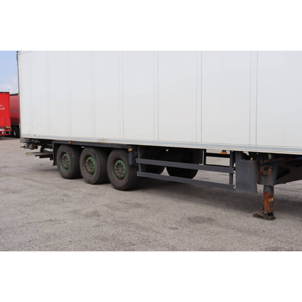 2018 Schmitz Cargobull SCB*S3B-46908645