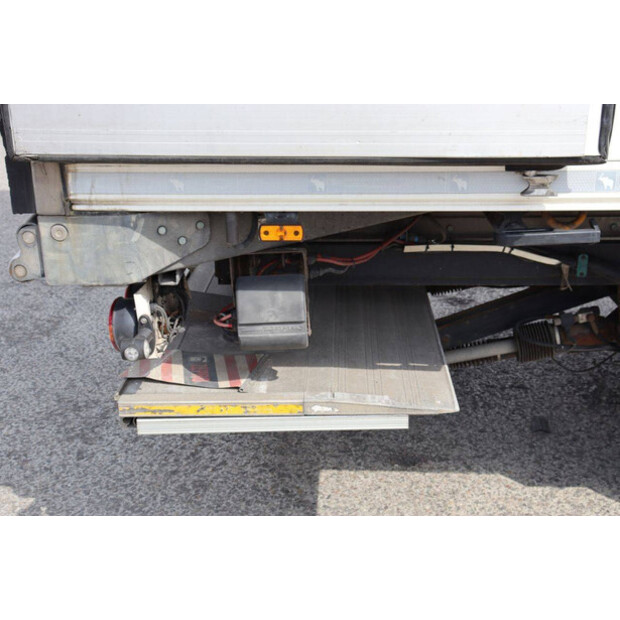 2018 Schmitz Cargobull SCB*S3B-46908660