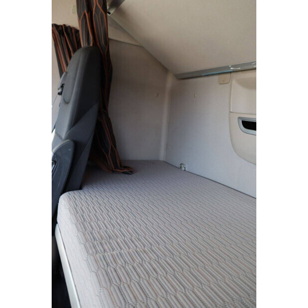 2018 DAF XF480 FT-46909155