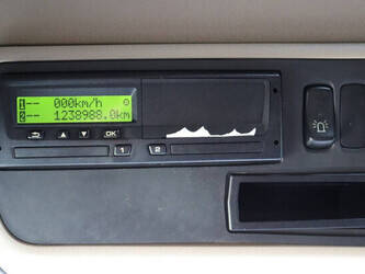 2016-scania-r580-1449045-46909487