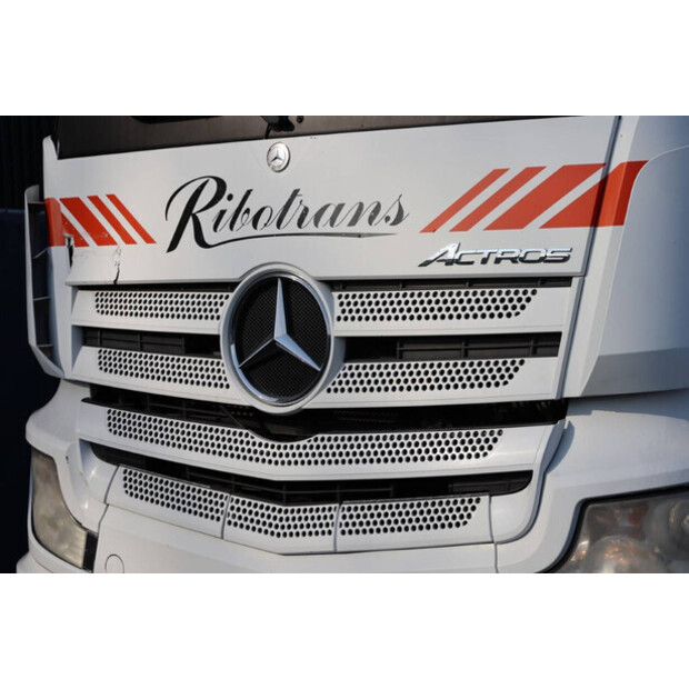 2015 Mercedes-Benz ACTROS-46909513