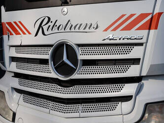 2015-mercedes-benz-actros-1449046-46909513