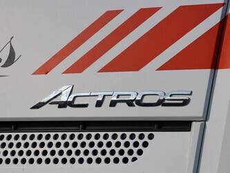 2015-mercedes-benz-actros-1449046-46909515