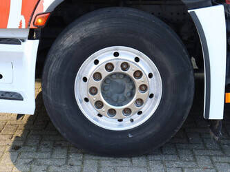 2015-mercedes-benz-actros-1449046-46909519