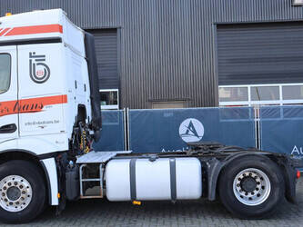 2015-mercedes-benz-actros-1449046-46909521