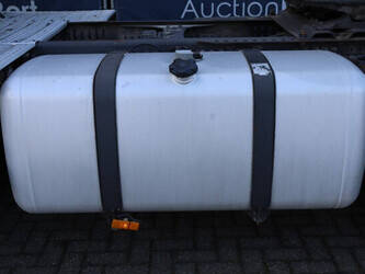 2015-mercedes-benz-actros-1449046-46909524