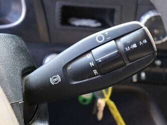 2015-mercedes-benz-actros-1449046-46909557