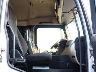 2015-mercedes-benz-actros-1449046-46909566