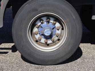 2004-pacton-t3-001-1449047-46909589