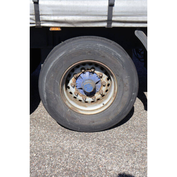 2004 باكتون T3-001-46909594