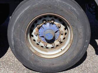 2004-pacton-t3-001-1449047-46909594