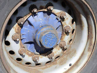 2004-pacton-t3-001-1449047-46909595