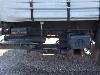 2004-pacton-t3-001-1449047-46909600