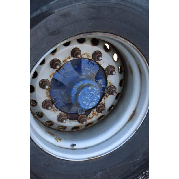 2004 باكتون T3-001-46909608