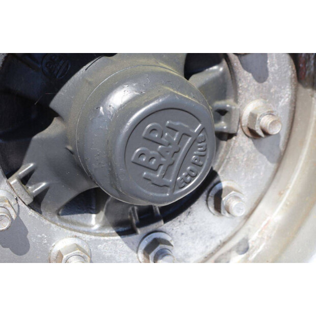 2002 Pacton T3-001-46909743