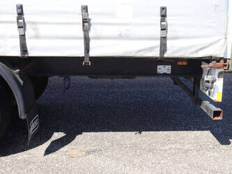 2002-pacton-t3-001-1449050-46909748