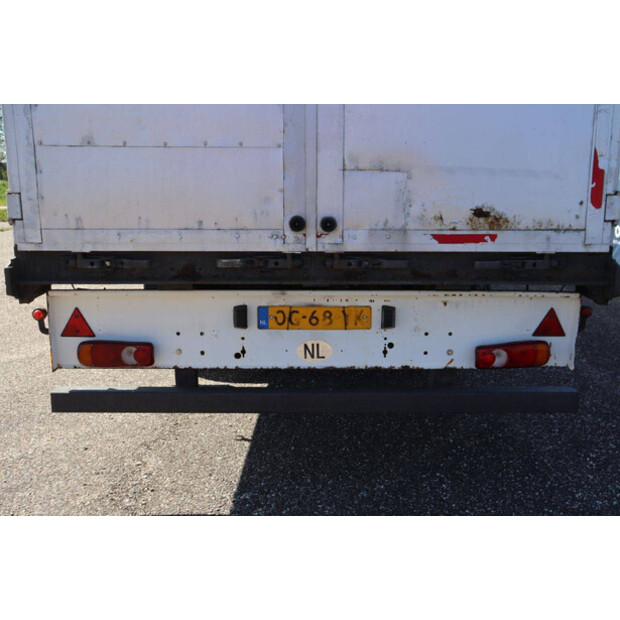 2002 Pacton T3-001-46909750