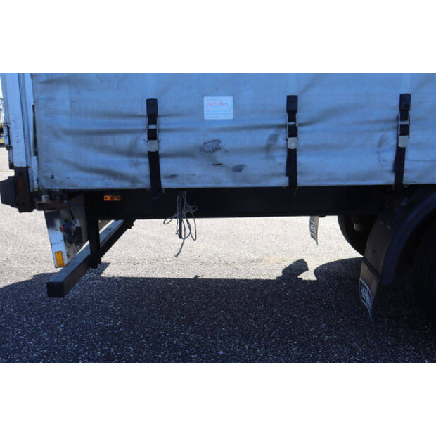 2002 Pacton T3-001-46909752