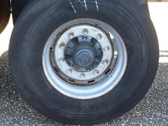 2002-pacton-t3-001-1449050-46909758