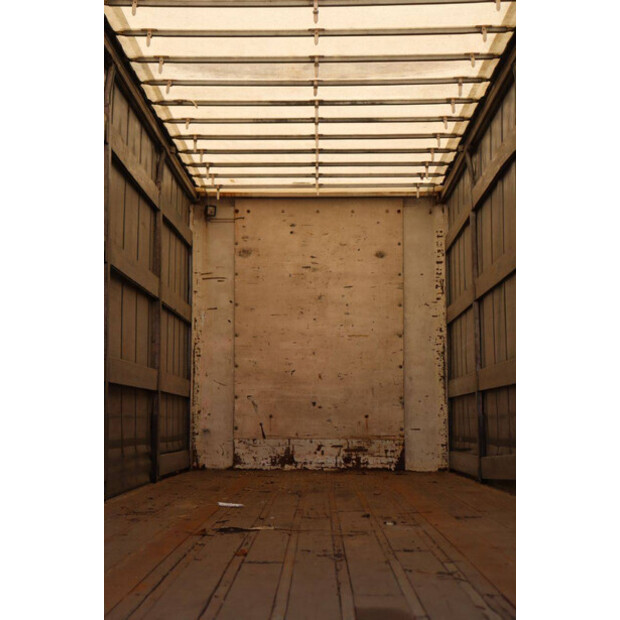 2002 Pacton T3-001-46909768