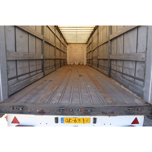 2002 Pacton T3-001-46909770