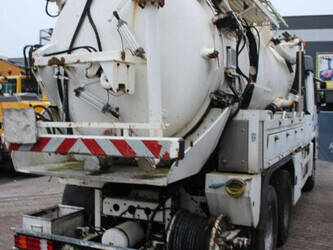 2008-mercedes-benz-930-24-1449056-46909993