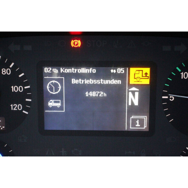 2008 Mercedes-Benz 930.24-46910025