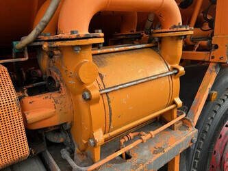 1995-man-35-402-1449059-46910133