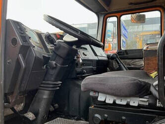 1995-man-35-402-1449059-46910141